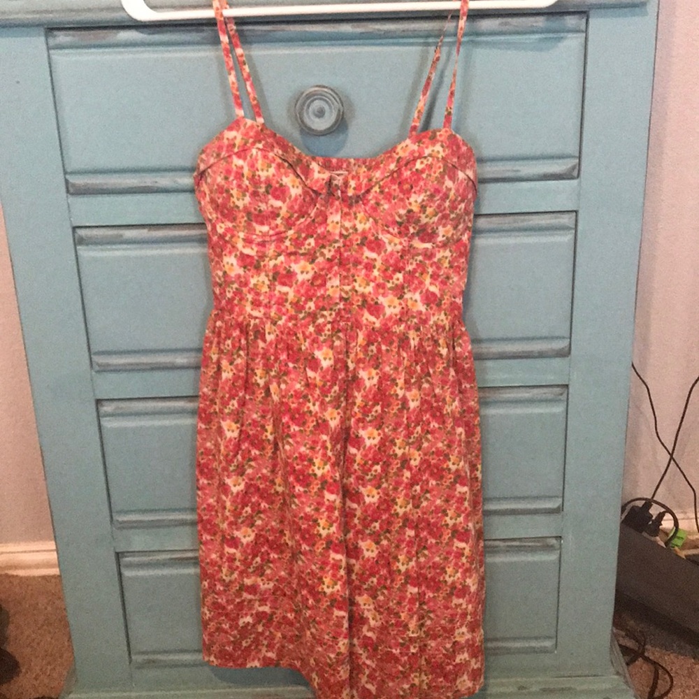 Adorable Jessica Simpson dress